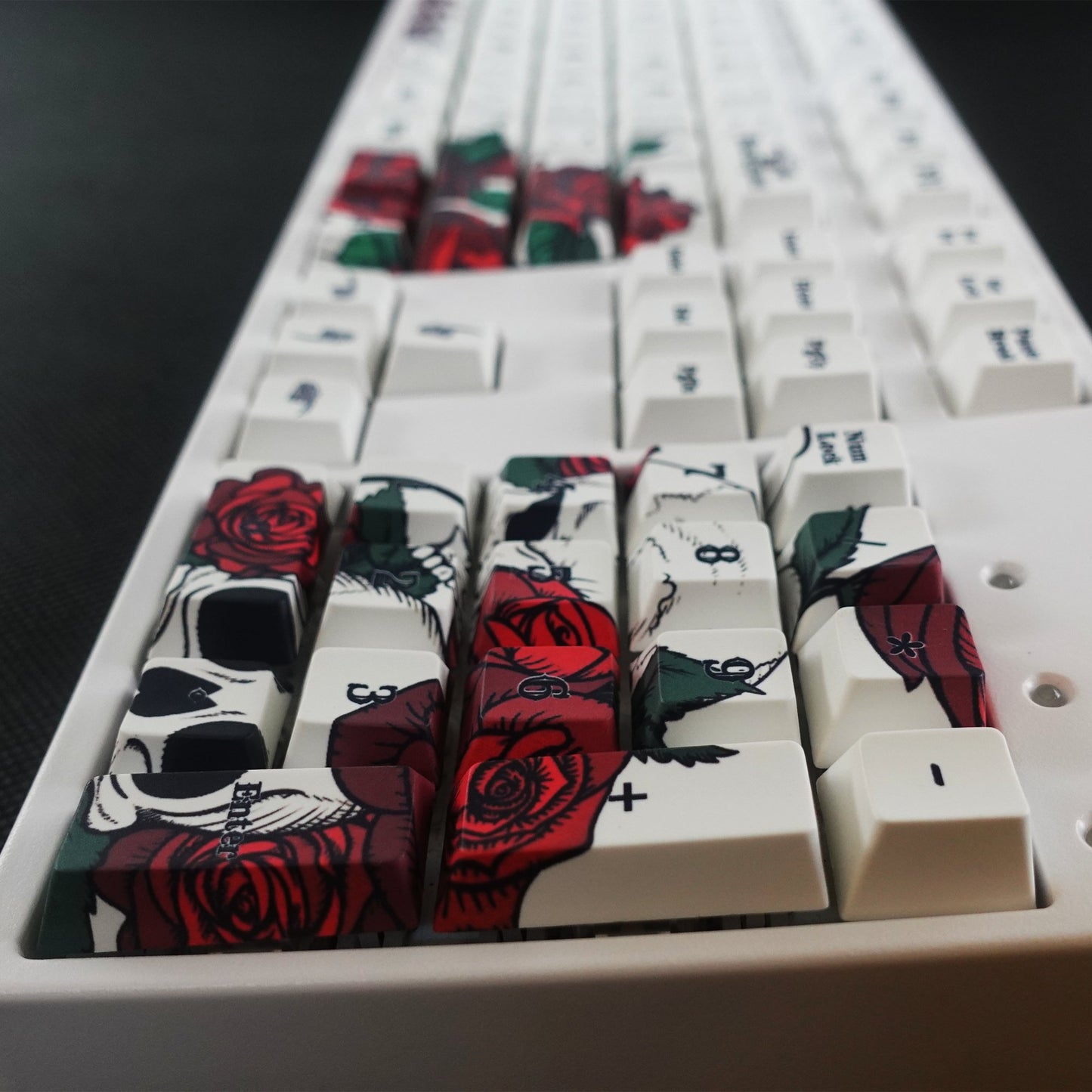 Skull & Roses Keycaps - Goblintechkeys