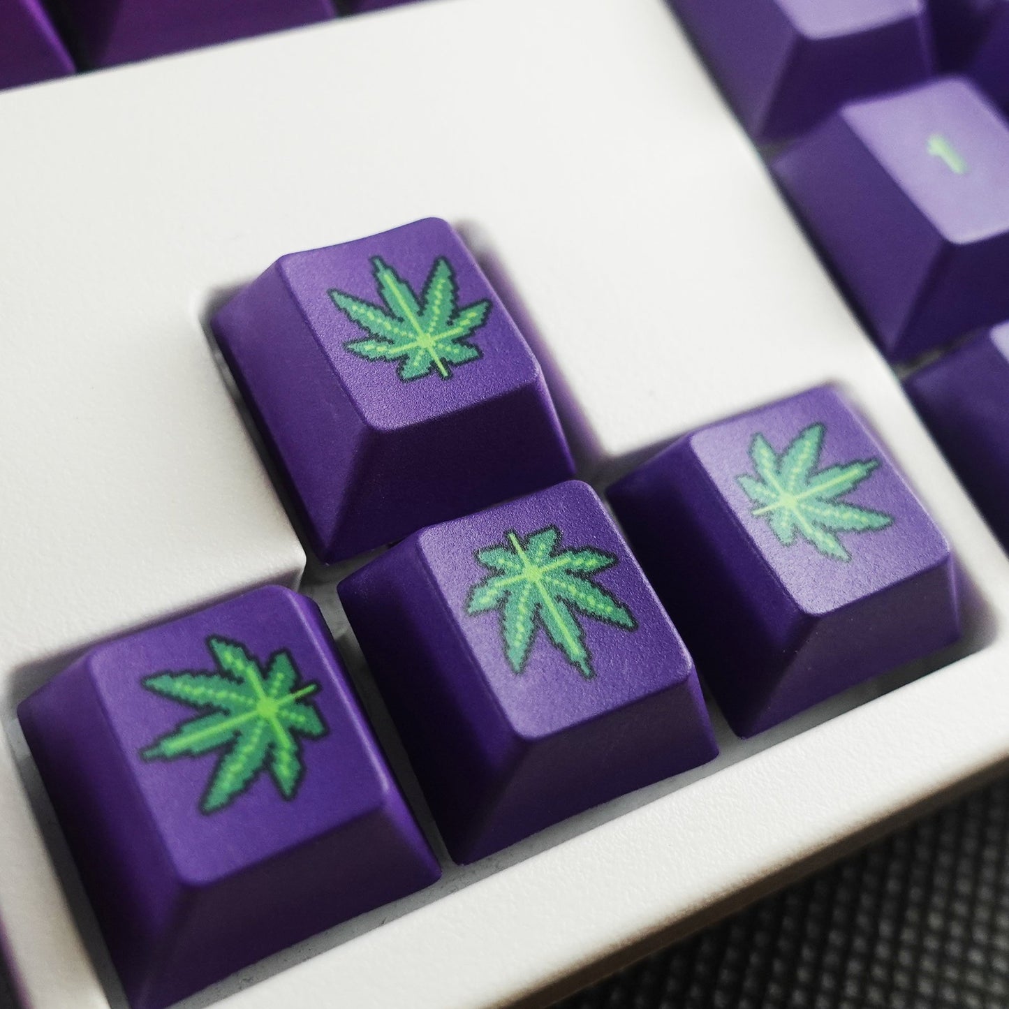 Weed Keycaps | Stoners Keycaps - Goblintechkeys